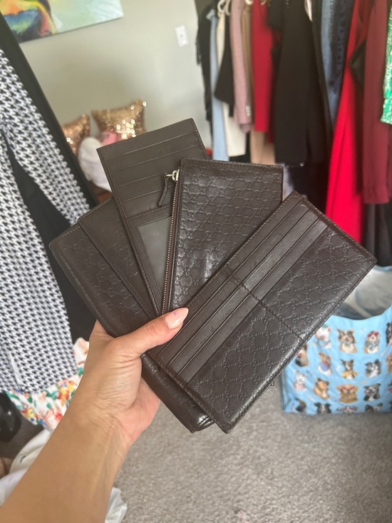 Gucci Handbags - Gucci Wristlet Four-Way Wallet